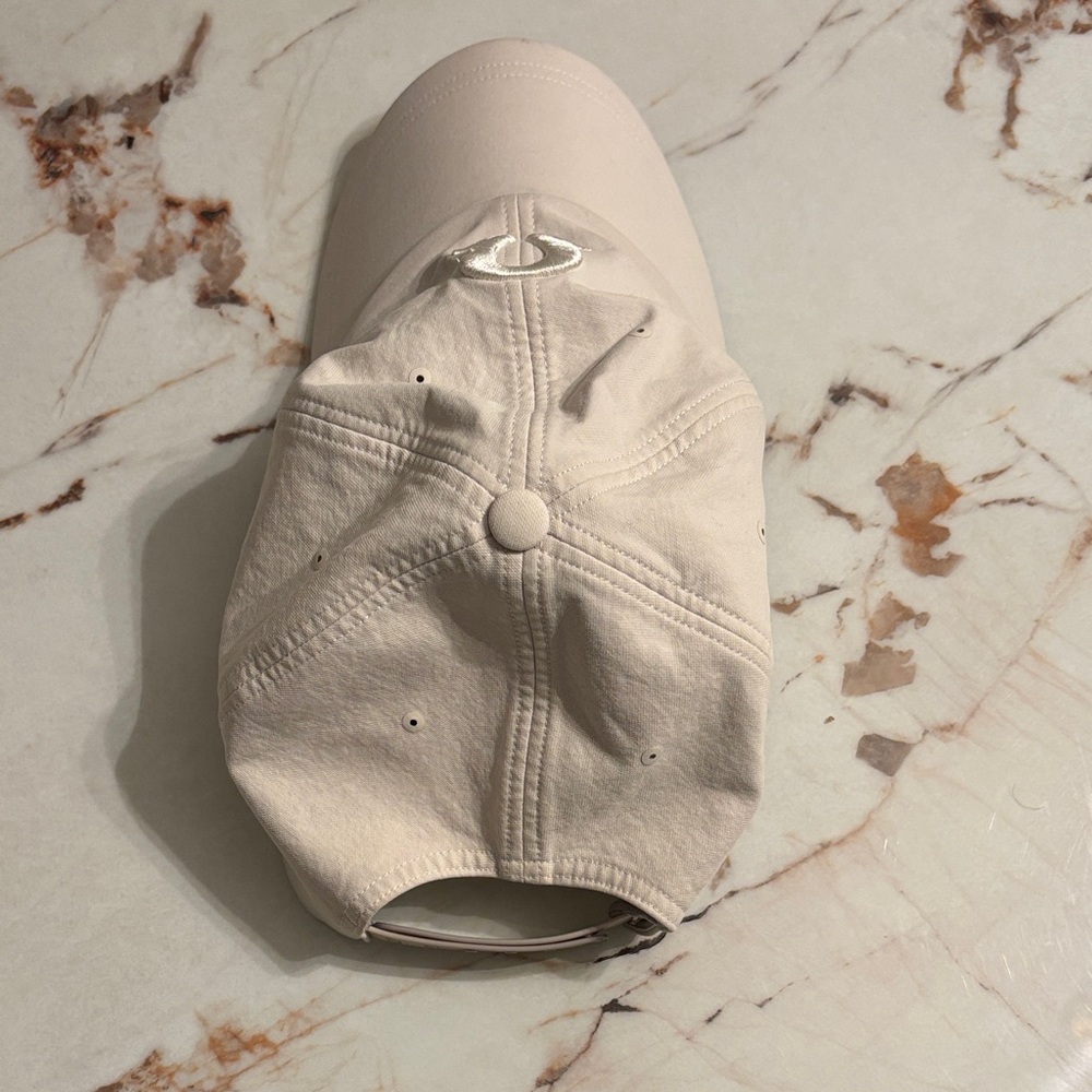 lululemon athletica Cream Hat - Picture 2 of 3